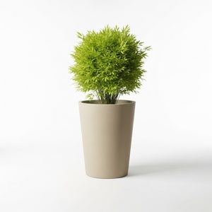 80cm-tall composite planter