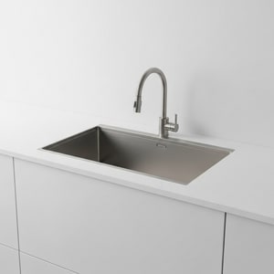 R10 small-radius undermount sink